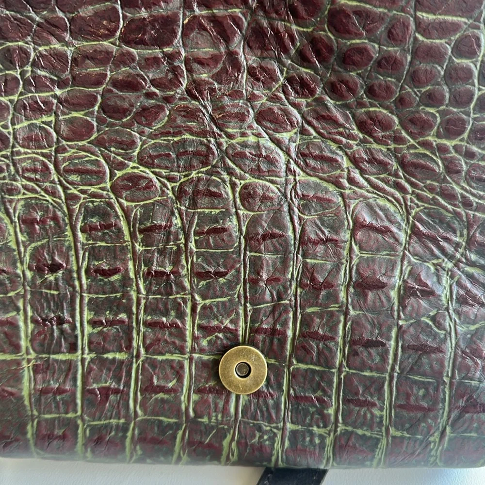 NWT Juan Antonio Elegant Crocodile Pattern Leather Crossbody Bag Made In The USA